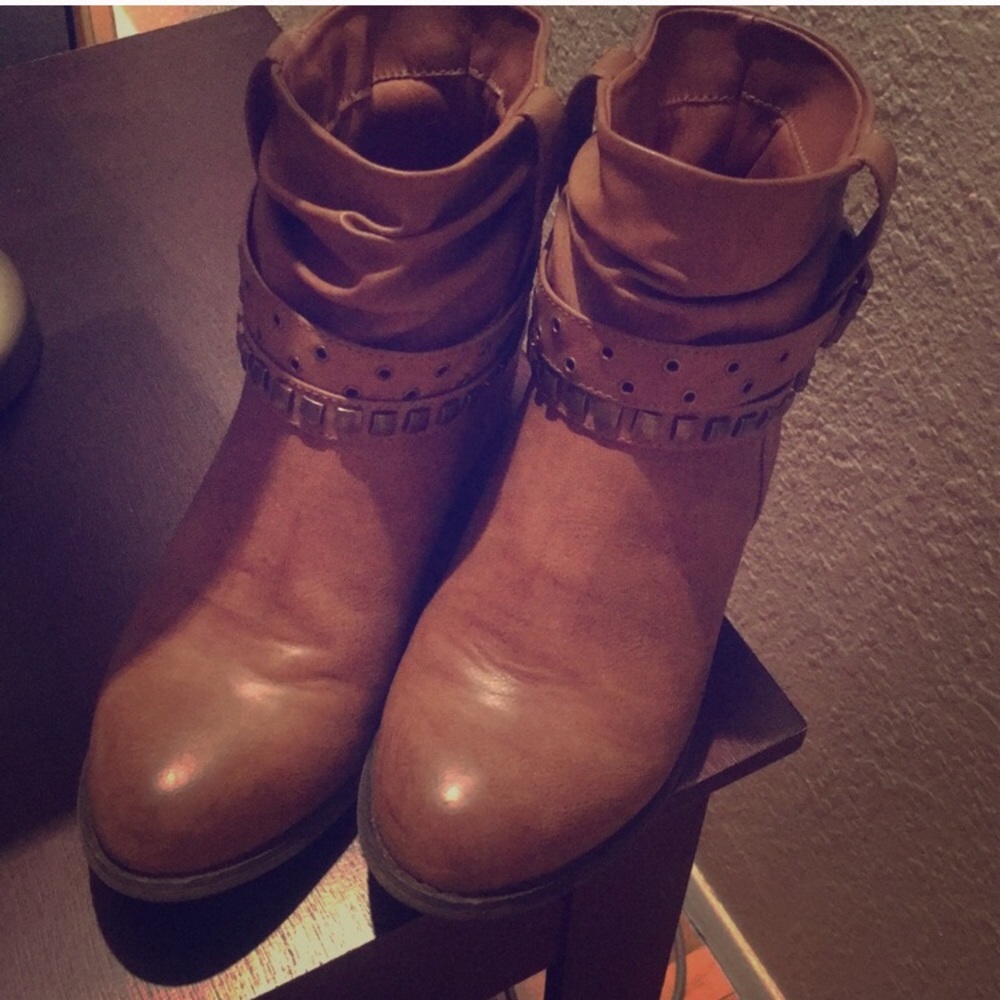Chinese laundry dirty laundry boots